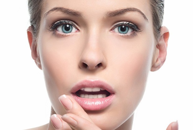 Що робити, якщо опухли губи - засоби і способи лікування
