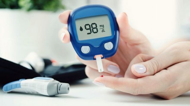 Вимірювання цукру в крові глюкометром: норма, алгоритм, правила, похибка