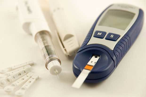 Перші ознаки діабету цукрового у жінок, чоловіків, дітей: симптоми після 50, 30, 10 років (фото)