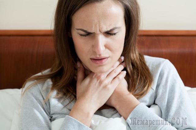 Слиз в горлі і носі з неприємним запахом - причини і лікування