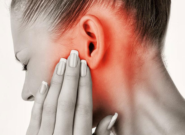 Лущення, суха шкіра, скоринки в вухах - причини, фото і лікування