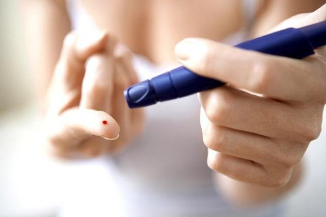 Суниця при діабеті цукровому 2 типу: користь, правила вживання
