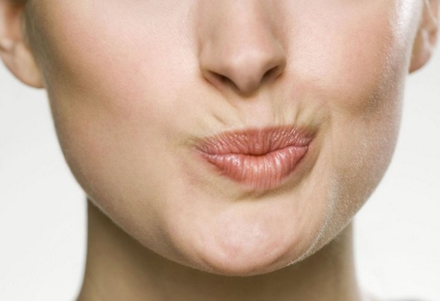 7 кроків, щоб позбутися від зморшок на губах
