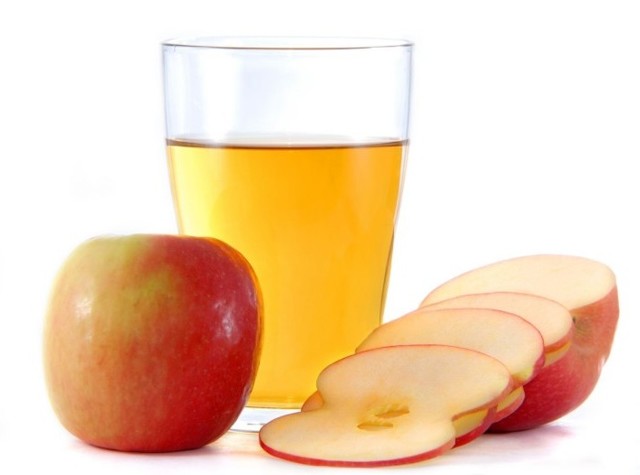 Яблучний оцет при варикозі: як користуватися (ванночки, прийом всередину, компрес, обгортання, зовнішнє застосування), народні рецепти