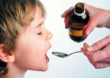 Як дати дитині ліки, щоб не виплюнув: 6 рад від лікаря-педіатра