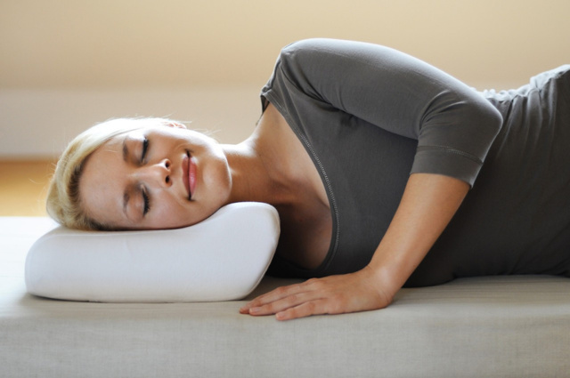 Як вибрати ортопедичну подушку для правильного способу життя