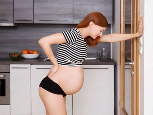 Причины боли в пояснице при беременности во втором триместре