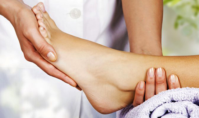 Лікування плоскостопості за допомогою масажу стоп