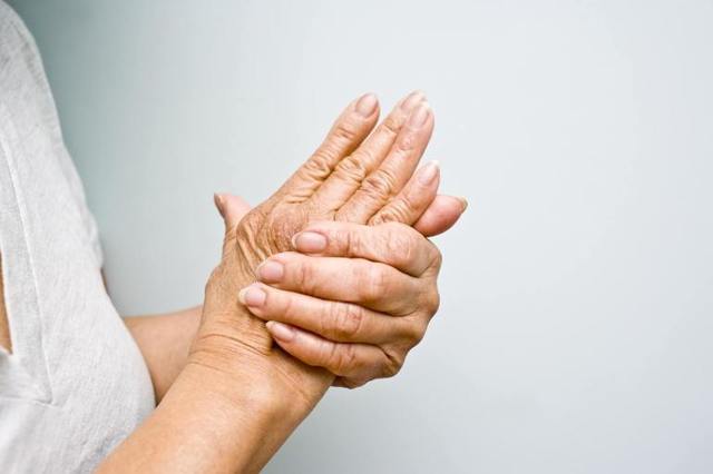 Артроз пальців рук, симптоми і лікування