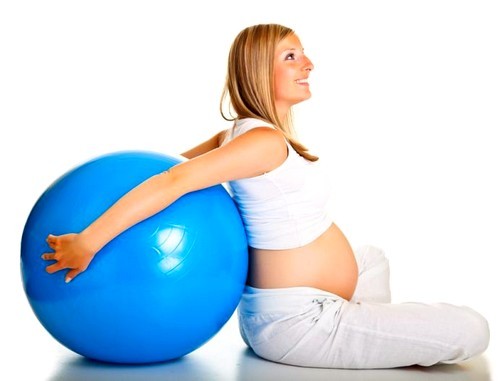Йога для вагітних і відео, які допомагають зрозуміти техніку поз і рухів