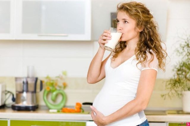 Как приготовить молоко с медом от кашля ребенку, рецепты напитка